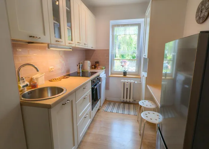 Jasne Mieszkanie Przy Jasnej Gorze