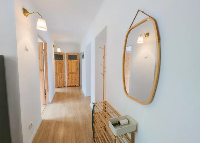 Jasne Mieszkanie Przy Jasnej Gorze アパート ブィドゴシュチュ